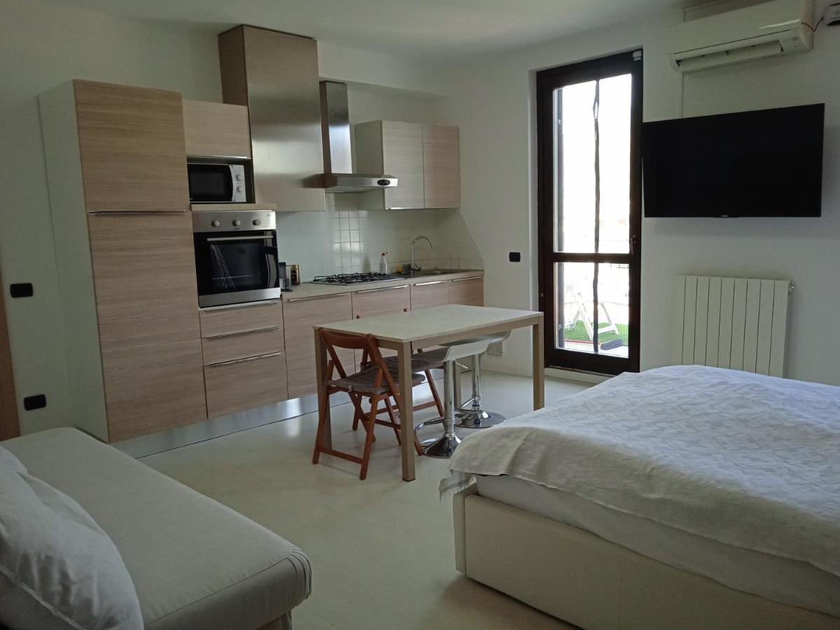 Lake View Terrace Paratico Extérieur photo